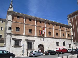 Archivo:Museo de Burgos Fachada Principal