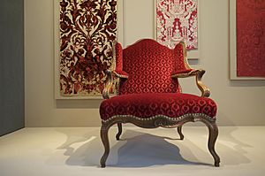 Archivo:Paris Musée des arts décoratifs Furniture collection - Fauteuil 1750 circa