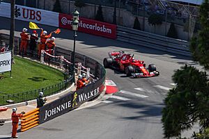 Archivo:Vettel2017monaco