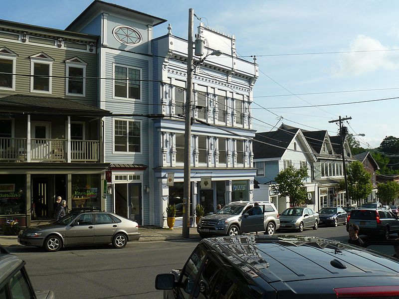 Archivo Village of Millerton, view of business district