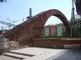 Arco de Ladrillo de Valladolid.jpg