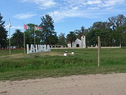Entrada Oeste de La Lucila - panoramio.jpg