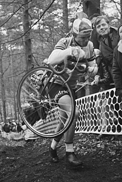Erik de Vlaeminck, 1971 Cyclo-cross World Championships (cropped).jpg
