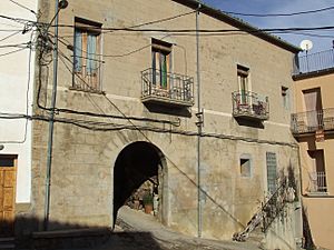 Archivo:Gavet de la Conca. Sant Salvador de Toló 15