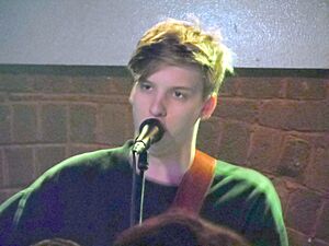 Archivo:George Ezra Sheffield 2012