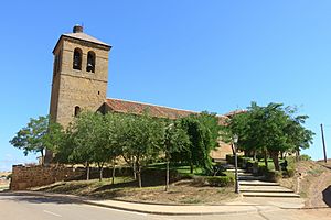 Archivo:Iglesia de San Pedro, Villalobos