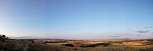 Archivo:Panorámica del entorno de Torrico, Toledo (España)