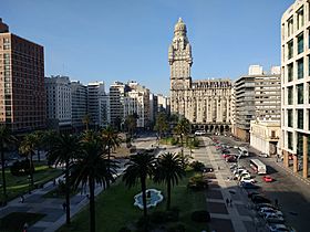 Archivo:Plaza Independencia, Montevideo