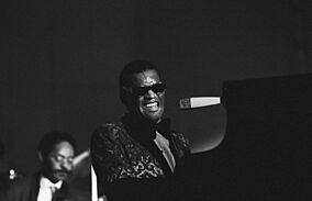 Archivo:Ray Charles 260971neu000