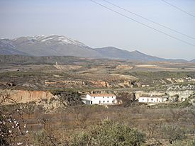 Sierra de Baza desde el Ramil Alto (5641197118).jpg