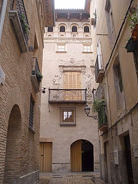 Tudela - Casa del Almirante 3.jpg