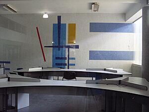 Archivo:UCV 2015-207b Mural de Mateo Manaure, 1954