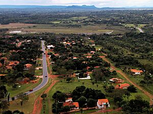 Archivo:Vista panorámica de Yaguarón desde el cerro homónimo