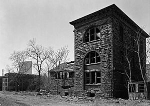 Archivo:Welfare Island, Strecker Memorial Laboratory, New York (New York County, New York)