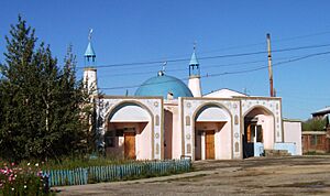 Archivo:Ölgii Mosque