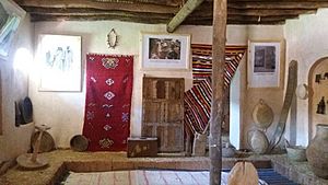 Archivo:An old Amazigh (Berbère) room in Morocco