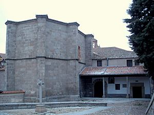 Archivo:Avila - Convento de Nuestra Señora de Gracia 3