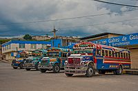 Archivo:Beautiful Buses in Quetzaltenango City, Guatemala 2014