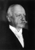 Bernhard von Bülow (Hirsch).png