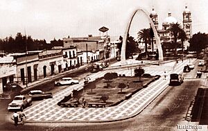 Archivo:Ciudad de Tacna en los 1960s