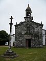 Cruceiro e igrexa da Pereira, Santa Comba