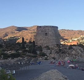 Es la torre de Taramay en Almuñécar.jpg