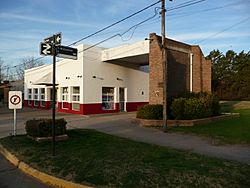 Fortín Olavarría boulevar Eva Perón al 100 terminal de ómnibus 2.JPG