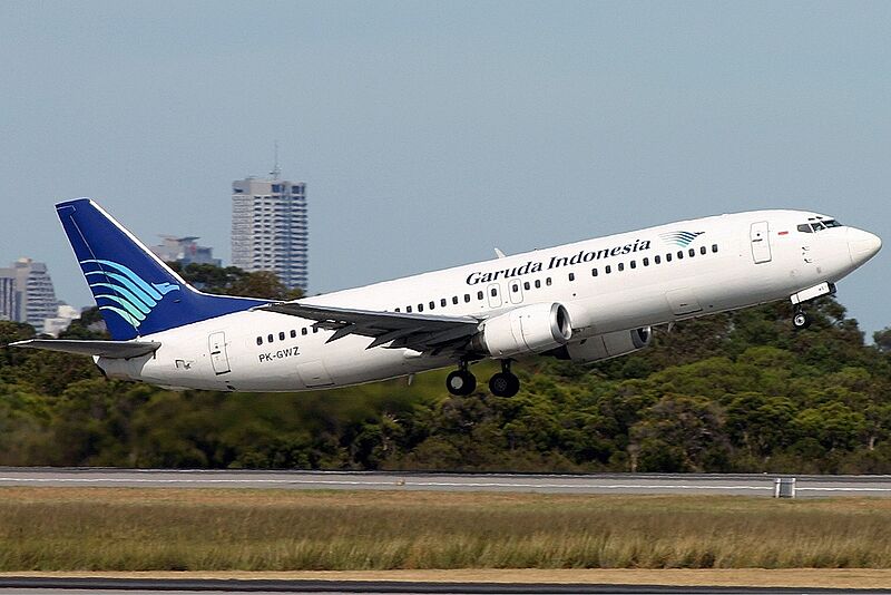 Garuda Indonesia Boeing 737-400 Smith-1