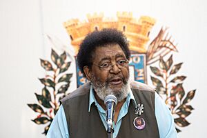 Archivo:Homenaje de la Junta Departamental de Montevideo al músico Ruben Rada - 20241018dicimouyvc0088