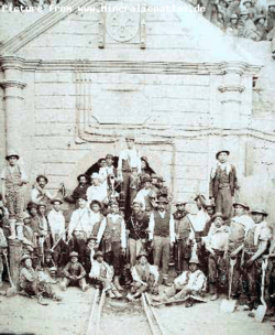 Archivo:Huanchaca 1880
