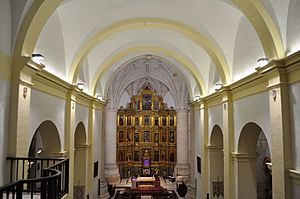 Archivo:Iglesia de San Nicolás de Bari de Priego