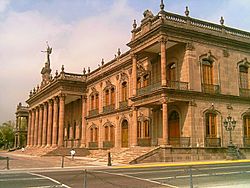 Archivo:Mexico-nuevo-leon-monterrey-palacio-de-gobierno
