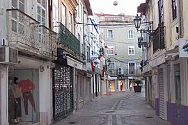 Rua Antão Girão - Zona comercial da Baixa de Setúbal2