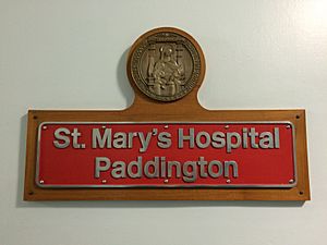 Archivo:St Mary Paddington Nameplate