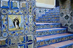 Archivo:Tilework and Stairs in Garden of Museo Sorolla - Madrid - Spain
