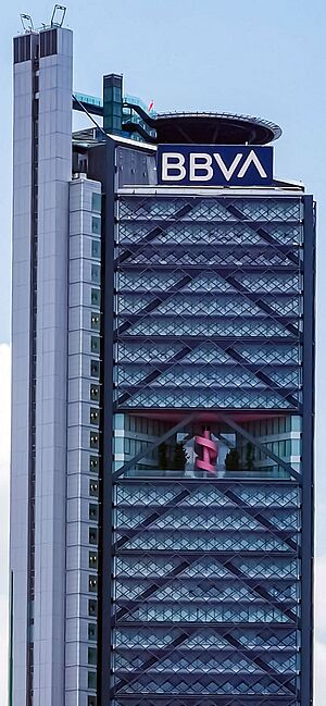 Archivo:Torre BBVA Mexico 2019