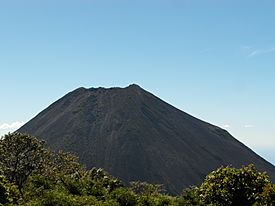 Volcán de Izalco JR.jpg