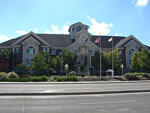 Archivo:West Jordan city offices, Utah