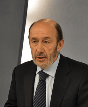 Archivo:Alfredo Pérez Rubalcaba 2010