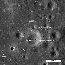 Archivo:Apollo 12 LRO