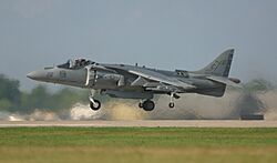 Archivo:BAE-McDonnell-Douglas AV8B-01