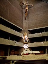 Archivo:Burgos -Iglesia del Carmen (PP Carmelitas Descalzos) 2