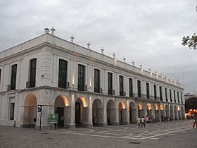 Cabildo de Córdoba a la tarde.JPG