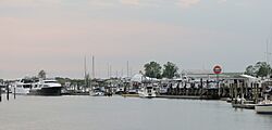 Cedar Island Channel - panoramio.jpg