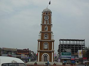 Archivo:Clock Tower, Sialkot WLMP Twenty seven
