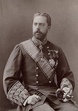 D. Carlos de Borbón y de Austria-Este smoking.jpg