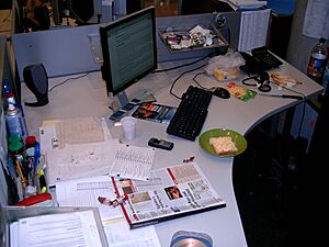 Archivo:Desk333