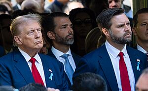 Archivo:Donald Trump and JD Vance at the 2024 NYC 9 11 Remembrance Ceremony