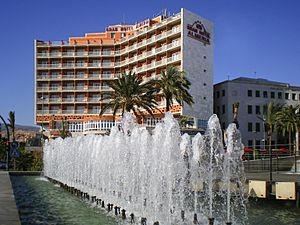 Archivo:Gran Hotel Almería