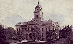 Gratiot County MI Courthouse c1908.jpg